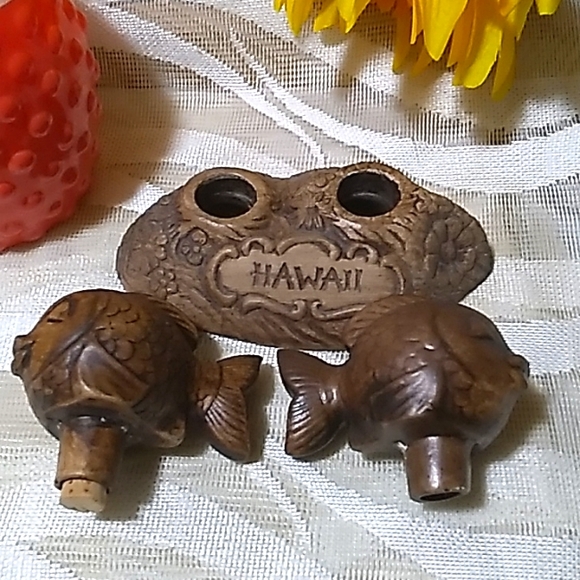 TIKI BAR HAWAIIAN SALT & PEPPER SHAKERS - Picture 3 of 7